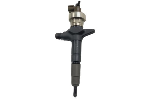 Топливная форсунка на двигатель Isuzu 4HK1, 6HK1