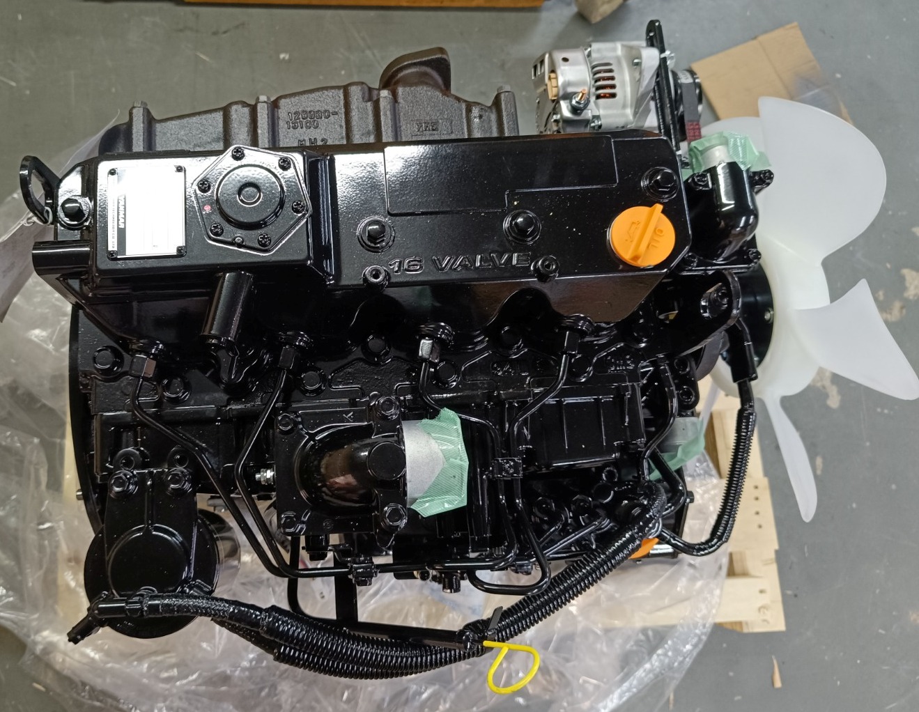 Двигатель 1-ой комплектации Yanmar 4TNV94L