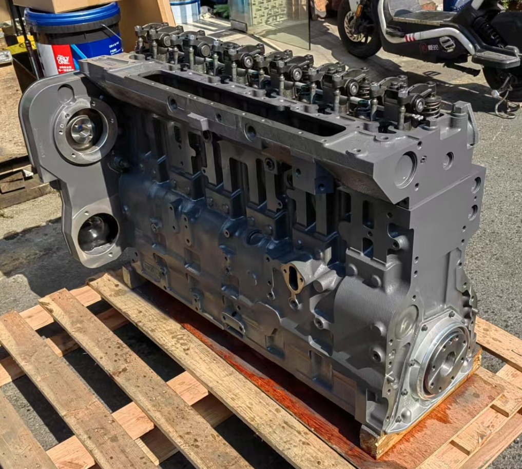 Блок двигателя Volvo D7D Short block