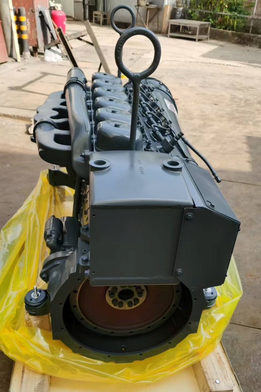 Двигатель Deutz F6L912W в сборе