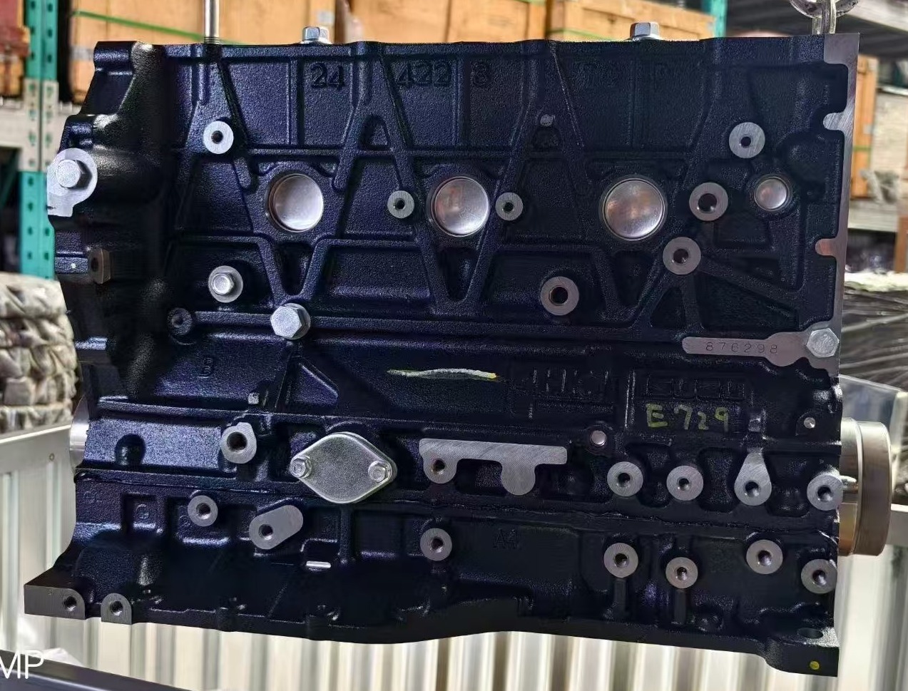 Блок цилиндров Isuzu 4HK1 в сборе