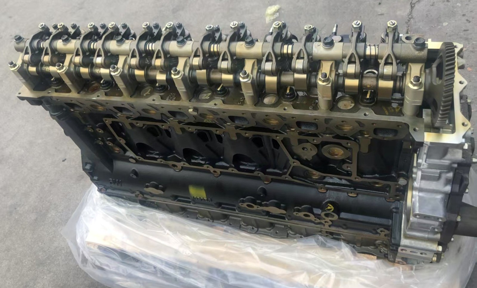 Двигатель Isuzu 6WG1 в комплектации Long block