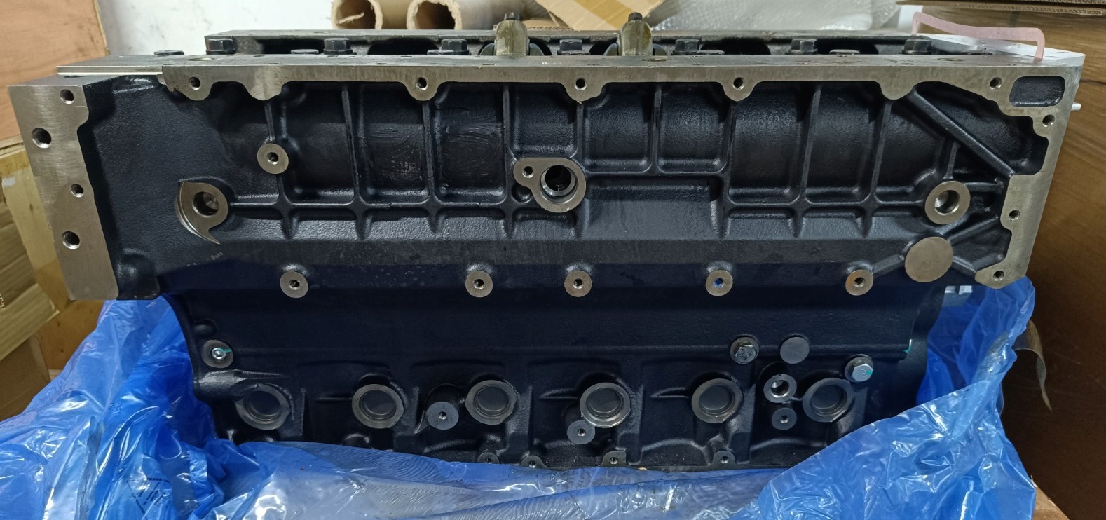 Блок цилиндров Deutz TCD 2012 L06 2V