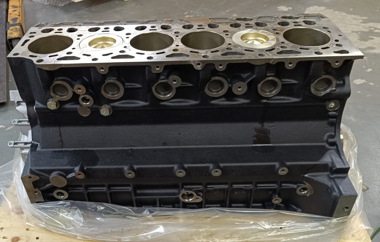 Блок цилиндров Deutz TCD 2012 L06 2V/Volvo D6E в сборе (Short block)