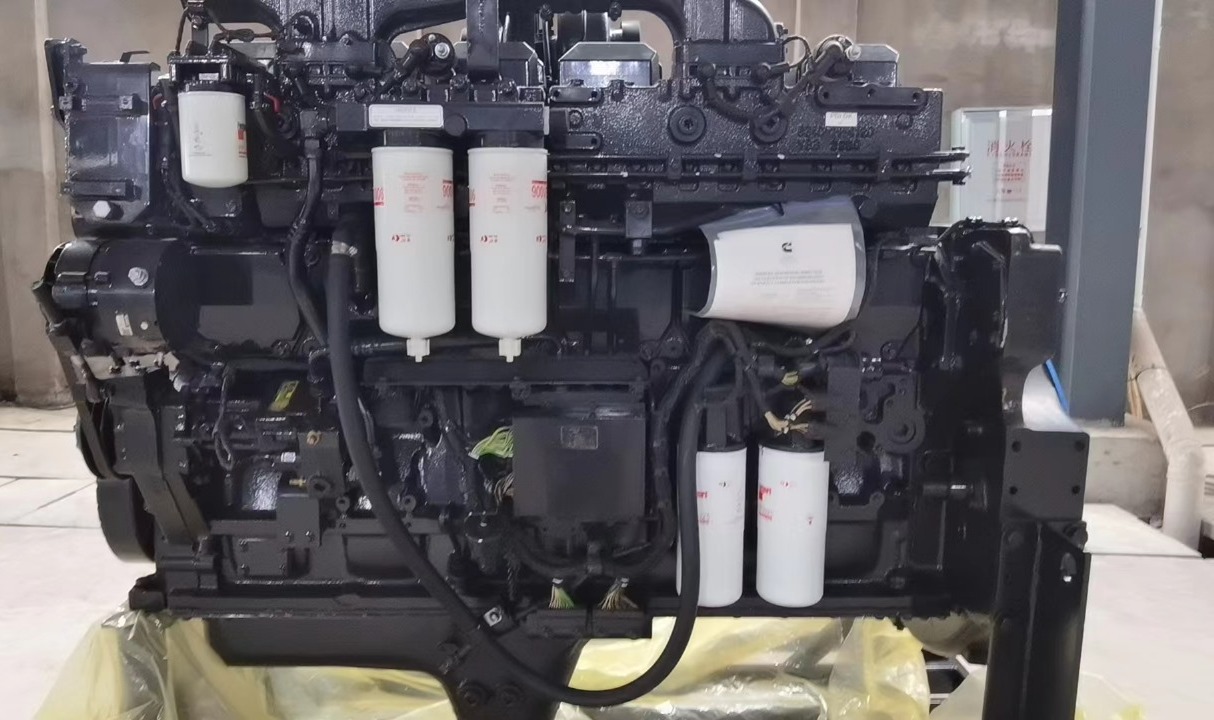 Двигатель Cummins QSK23 в сборе