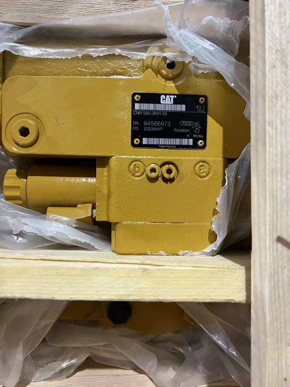 Гидравлический насос Caterpillar E390, E395