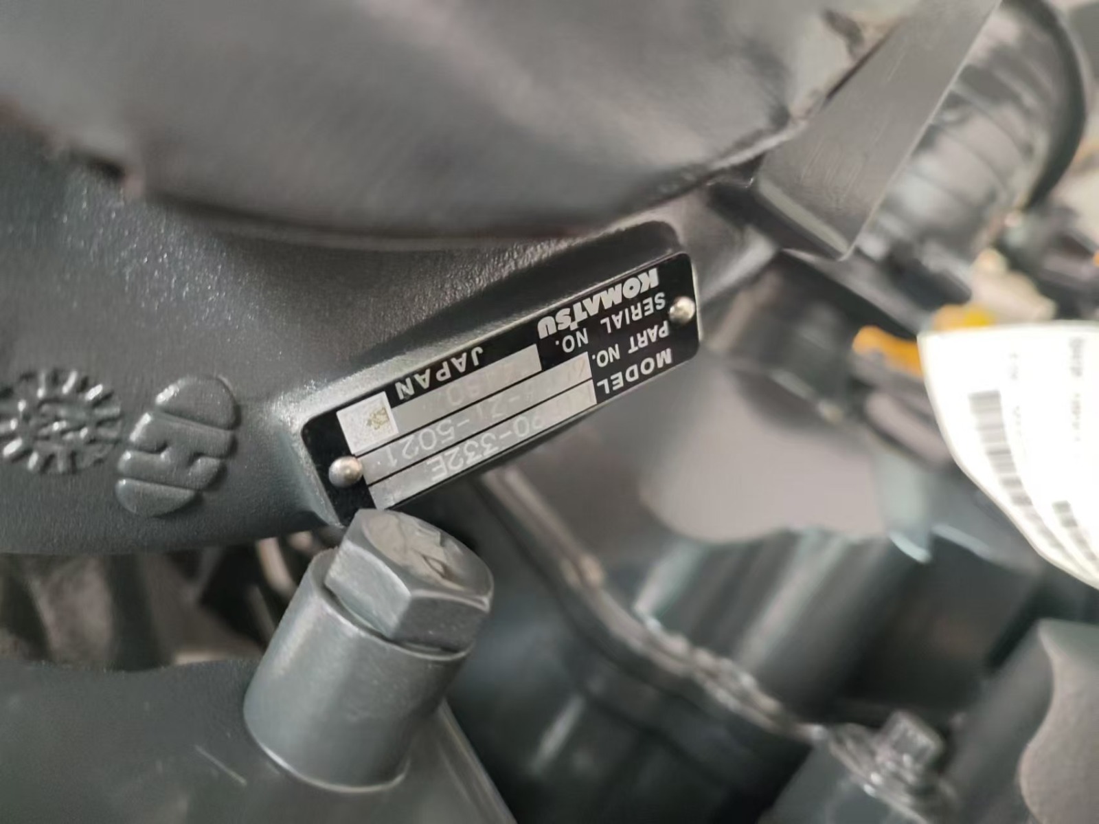 Двигатель в сборе Komatsu SAA6D125E-5