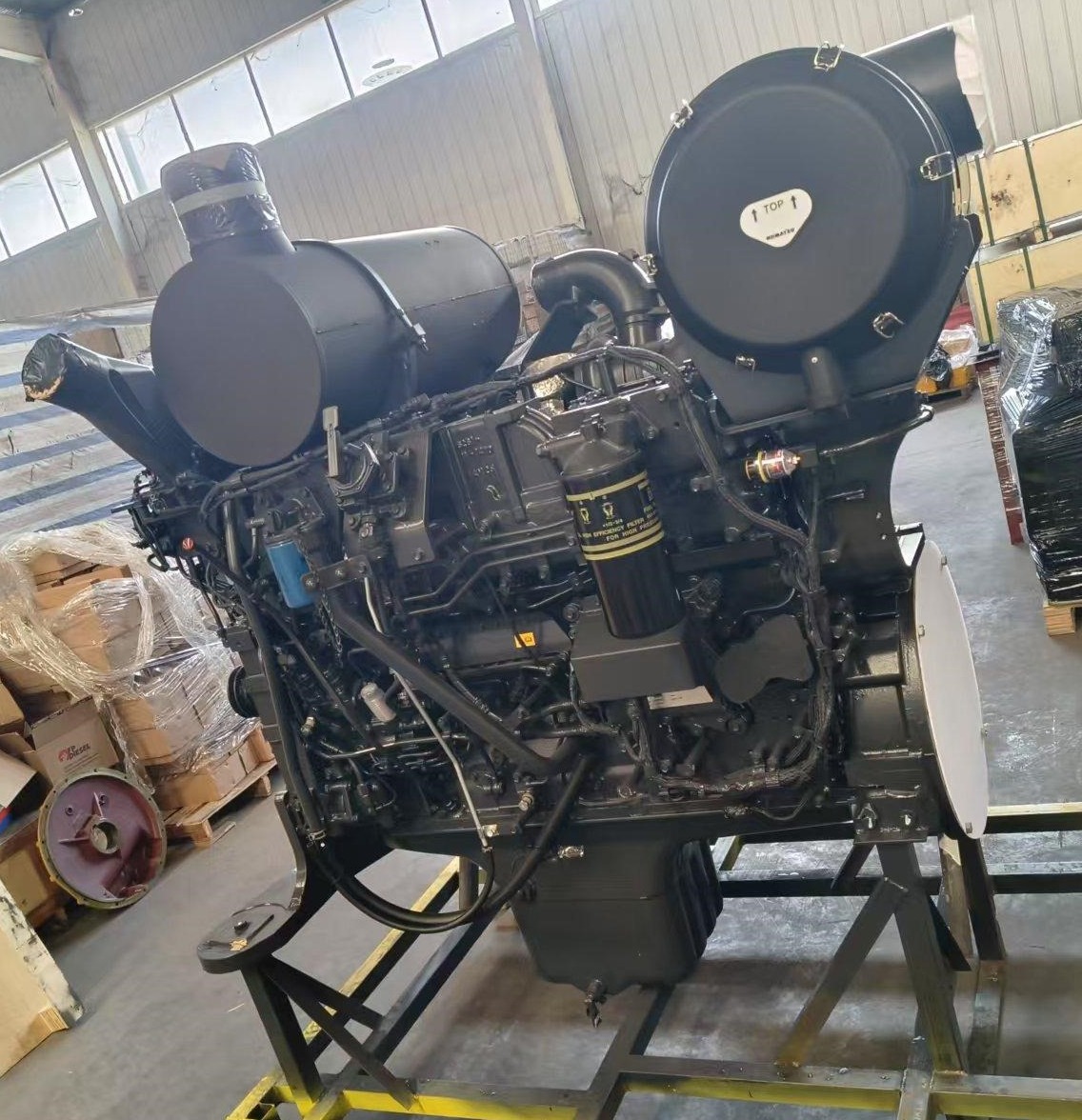 Двигатель Komatsu SАA6D140E-5 в сборе