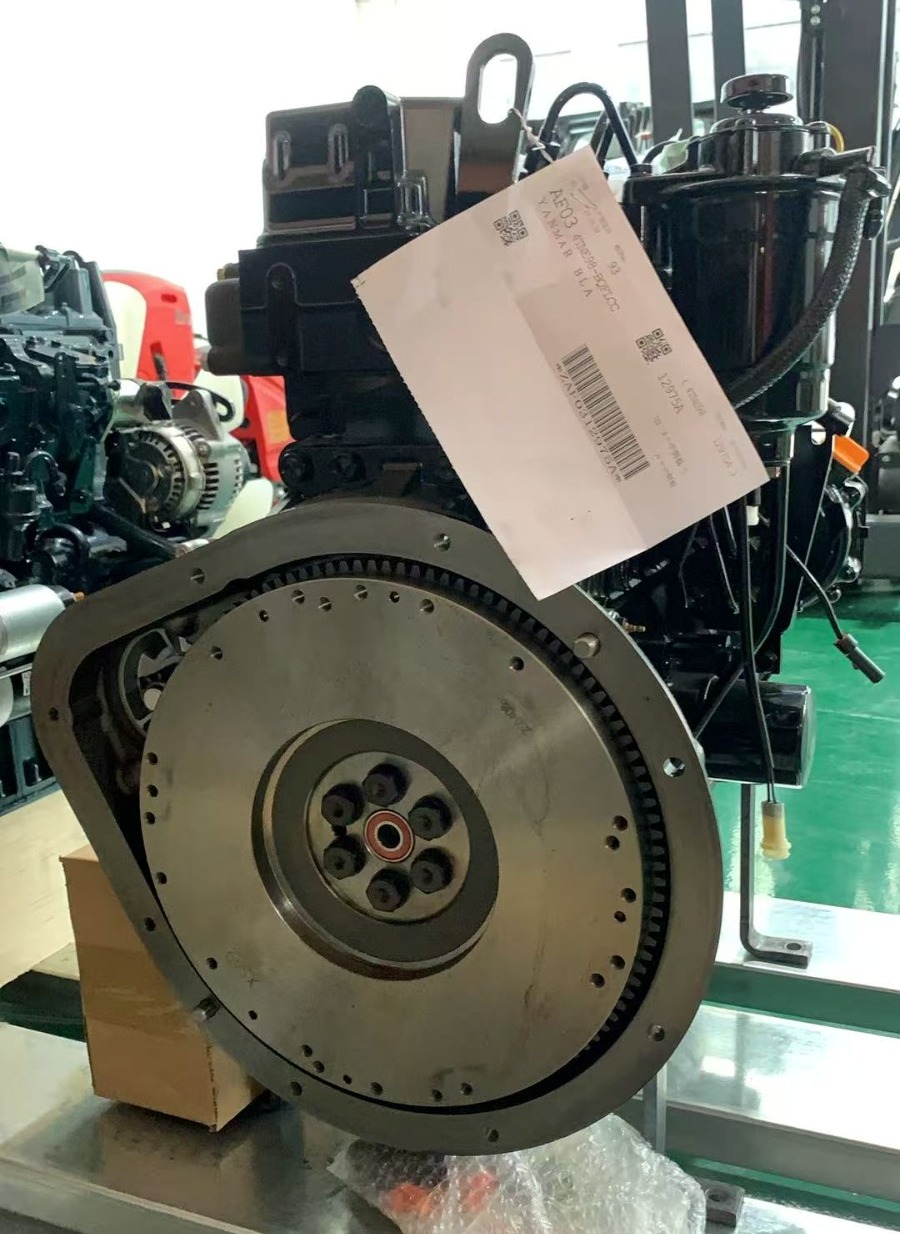 Двигатель в сборе Yanmar 4TNE98-BQFLCC