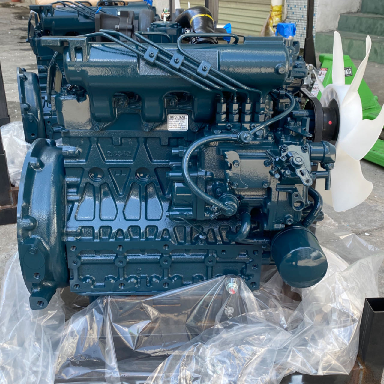 Двигатель Kubota V2403 в сборе