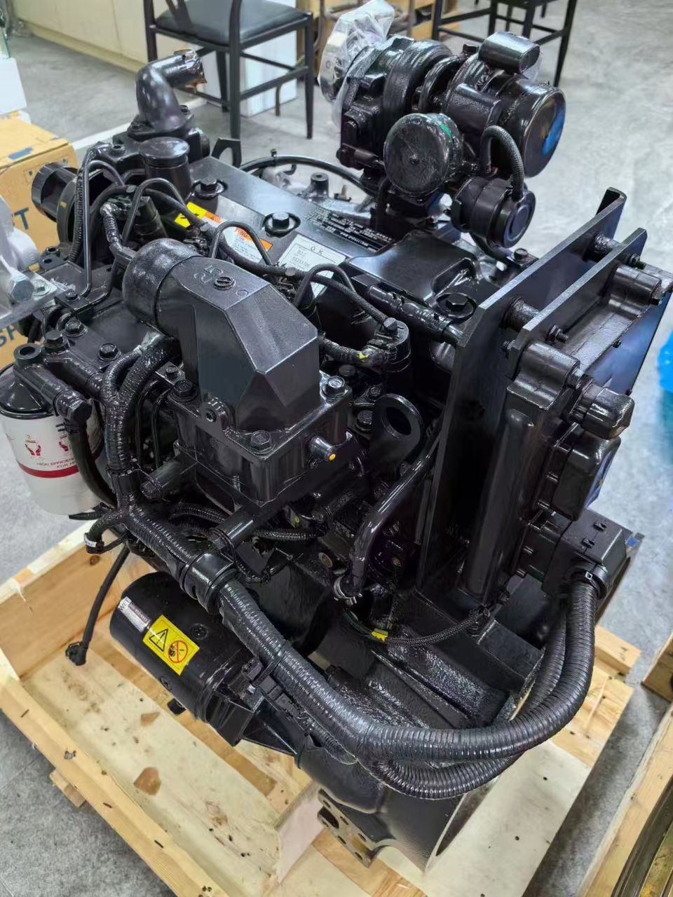 Двигатель Cummins QSB3.3 в сборе
