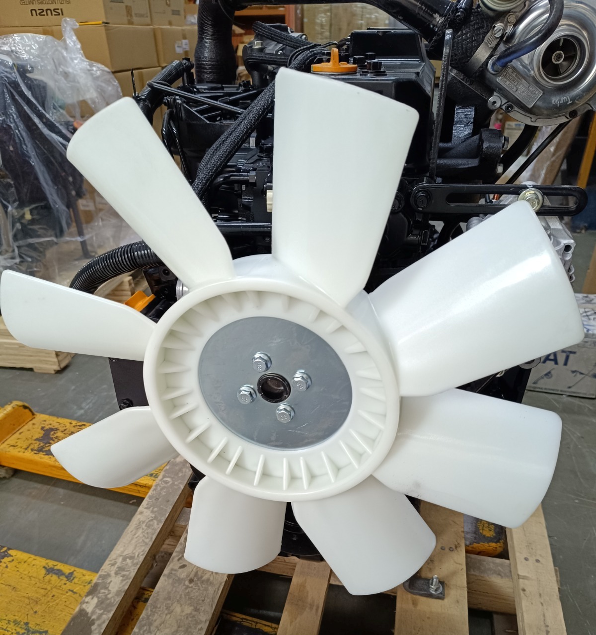 Двигатель 1-ой комплектации Yanmar 4TNV98T-GGECC