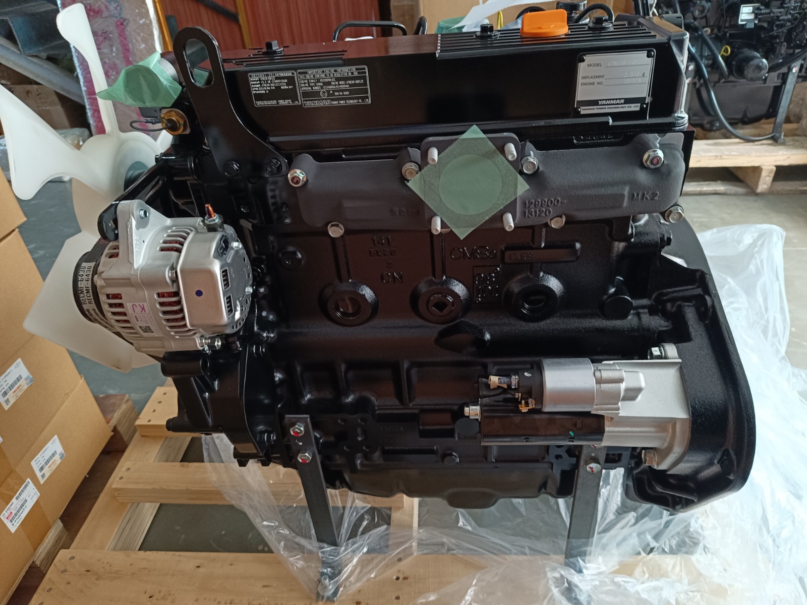 Двигатель 1-ой комплектации Yanmar 4TNV98T-GGECC