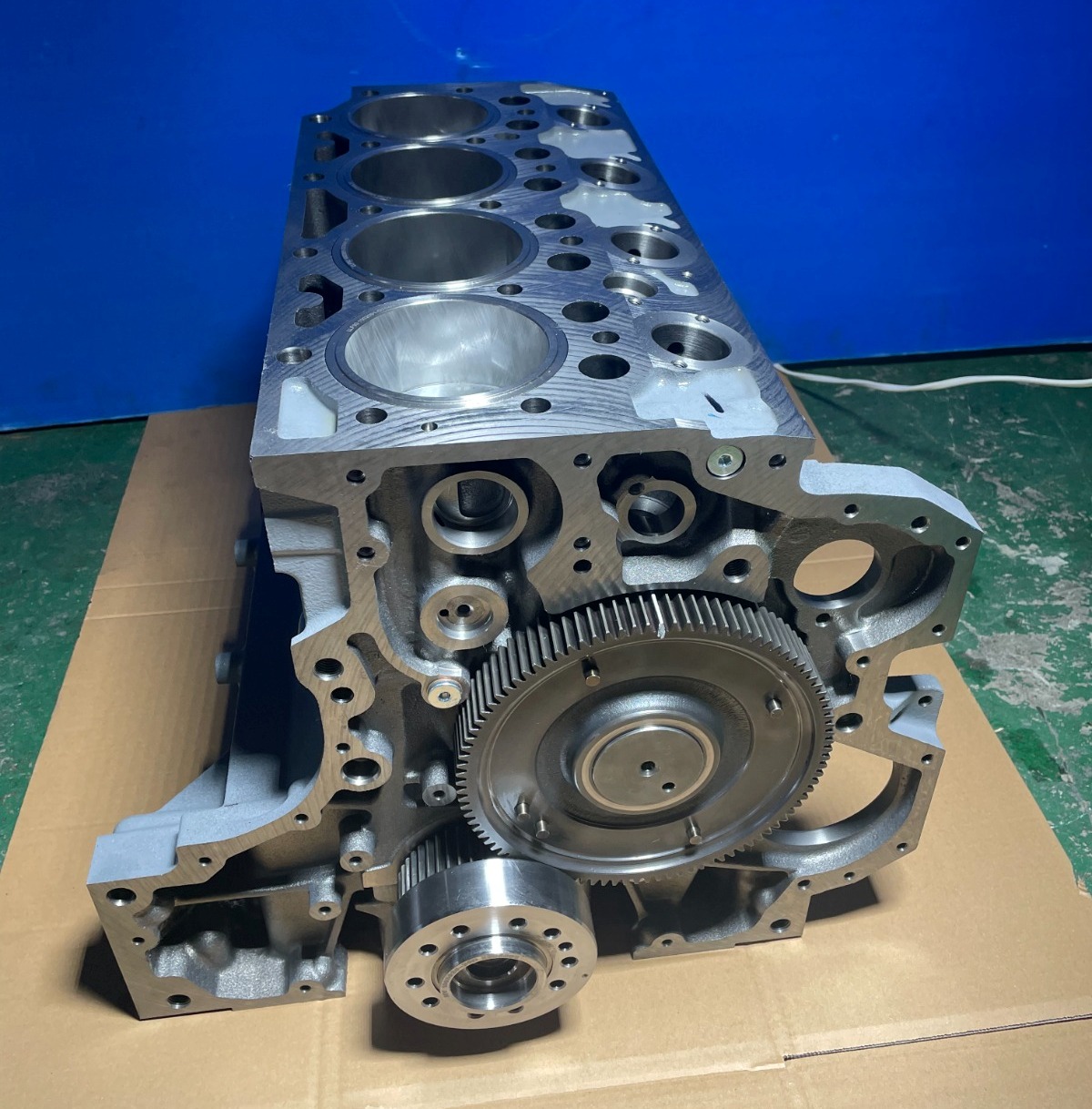 Блок цилиндров (short block) Volvo D5D