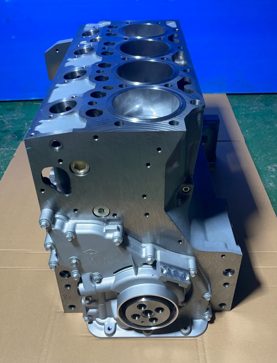 Блок цилиндров (short block) Volvo D5D